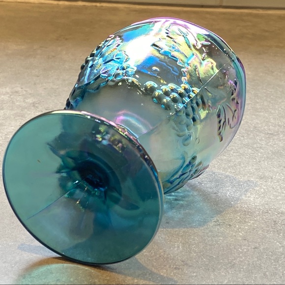 Colony Glass Harvest Grape Footed Cream Blue Carnival - Picture 2 of 8